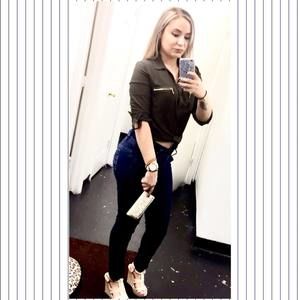 Meet your Posher, Amanda